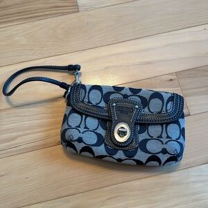 Classic Coach wristlet